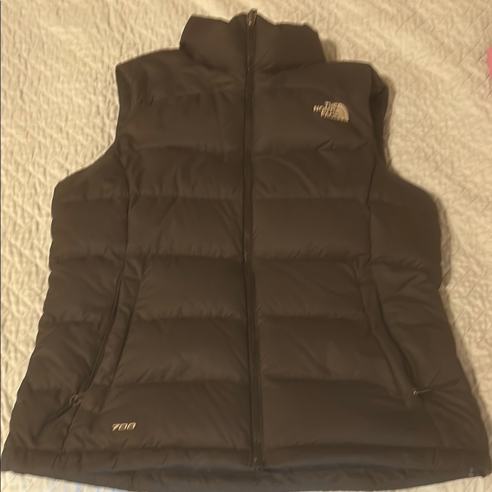 North face women’s puffer vest size m